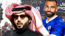 تركي آل الشيخ ينقل صلاح إلى الهلال
