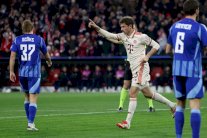 دوري أبطال أوروبا: بايرن ودورتموند يكتفيان بالملحق