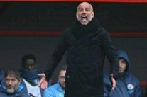 غوارديولا يغمز من قناة ليفربول لعدم قدرته على معادلة انجاز الـ100 نقطة