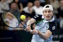 دورة مرسيليا: أومبير يحتفظ بلقبه