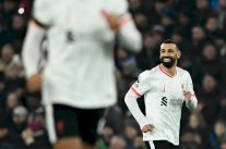بطولة إنكلترا: أستون فيلا يفرض التعادل على ليفربول 2-2
