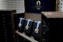 أولمبياد باريس: طلب استبدال أكثر من 200 ميدالية 