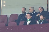 الأمير وليام يكشف عن الخرافات المتعلقة بتشجيعه أستون فيلا