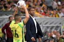 تصفيات مونديال 2026: كلويفرت يتعهد بالرد أمام البحرين بعد بداية كارثية