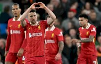 بطولة إنكلترا: ليفربول يدنو من اللقب على وقع قمة الجارين سيتي ويونايتد