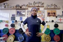 توجه السلطات الفرنسية لمنع الحجاب يقض مضجع الرياضيات المسلمات