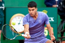 دورة مونتي كارلو: ألكاراس يعوض بدايته السيئة ويبلغ ثمن النهائي وديوكوفيتش يودع مبكرا