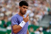 دورة مونتي كارلو: ألكاراس إلى نصف النهائي بعد معاناة