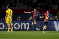 دوري أبطال أوروبا: برشلونة يخطو خطوة عملاقة نحو نصف النهائي بفوز ساحق على دورتموند