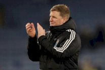 بطولة إنكلترا: اصابة مدرب نيوكاسل هاو بالتهاب رئوي
