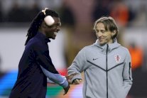 لوكا مودريتش يشتري حصة في نادي سوانسي الويلزي