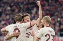 بطولة ألمانيا: ثلاث نقاط تفصل بايرن عن لقبه الـ34 ومولر عن الـ13