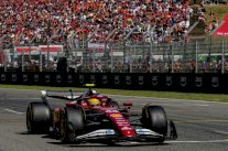 جائزة موناكو الكبرى: هاميلتون يقرّ أن الوقت يداهم فيراري لانقاذ الموسم