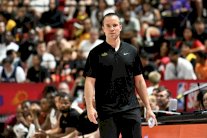 دوري أن بي ايه: صنز يتعاقد مع المدرب جوردان أوت