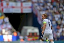 تصفيات مونديال 2026: فوز ثالث هزيل لإنكلترا بقيادة توخل