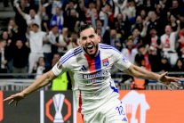 مانشستر سيتي يتعاقد مع الفرنسي ريان شرقي مقابل 42.5 مليون يورو