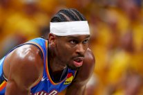 نهائي أن بي ايه: غلجيوس-ألكسندر يحث زملاءه على