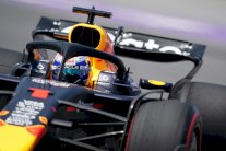 جائزة كندا الكبرى: فيرستابن وراسل الأسرع في التجارب الحرة