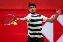 دورة كوينز: ألكاراس يتوج باللقب الثالث تواليا في أفضل تحضير لويمبلدون