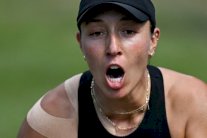 دورة باد هومبورغ: بيغولا تتفوق على شفيونتيك وتحرز لقبها الثالث للموسم