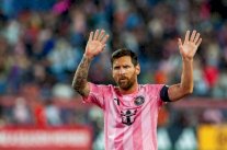 ثنائية جديدة لميسي في شباك نيو اينغلاند ريفوليوشن