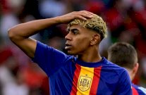 لامين جمال يثير الجدل بتوظيف