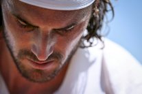 تسيتسيباس ينهي تعاونه القصير مع مدربه إيفانيشيفيتش