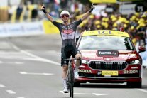 طواف فرنسا: الأسترالي غروفز يحرز المرحلة العشرين وبوغاتشار يدنو من التتويج