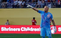 حارس المرمى الكوستاريكي المخضرم نافاس ينضم إلى بوماس المكسيكي