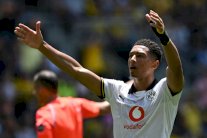 محاكاة ما قدمه جود بيلينغهام مع دورتموند تثير قلق شقيقه جوب