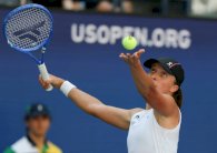 فلاشينغ ميدوز: شفيونتيك تعبر بسهولة إلى الدور الثاني