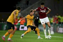 المدافع المغربي أكرد إلى مرسيليا الفرنسي