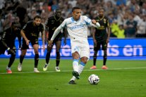 بطولة فرنسا: غرينوود يقود مرسيليا إلى انتصار كبير على لوريان المأزوم