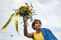 دوبلانتيس متحمس للعودة إلى طوكيو بعد ألعاب أولمبية