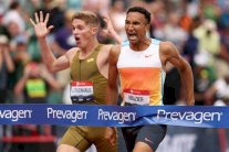 مونديال طوكيو: لوتكنهاوس أصغر عداء أميركي في البطولات العالمية لا يشعر بالضغط