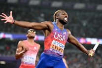 مونديال طوكيو: لايلز يقود الفريق الاميركي للاحتفاظ بذهبية التتابع 4 مرات 100 م