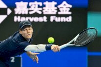 دورة بكين: سينر العائد بعد خسارة فلاشينغ ميدوز يبلغ الدور الثاني