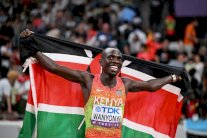 مونديال طوكيو: وانيونيي الراعي الكيني ملك سباق 800 متر