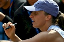 دورة بكين: شفيونتيك وأندرييفا إلى ثمن النهائي وسينر إلى نصف النهائي