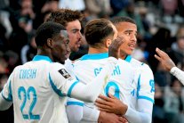 بطولة فرنسا: مرسيليا يواصل انتفاضته ويتصدر موقتا