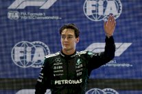 جائزة سنغافورة الكبرى: راسل أول المنطلقين ومعاناة ماكلارين