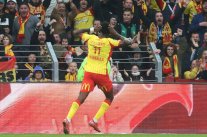 بطولة فرنسا: لنس الى المركز الرابع