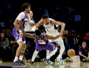 أن بي ايه: خسارة أولى لحامل اللقب ودونتشيتش يتعملق أمام ويمبانياما