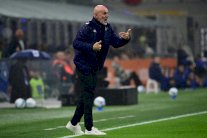 بطولة إيطاليا: فيورنتينا يقيل مدربه بيولي لسوء النتائج