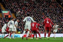 بطولة إنكلترا: صفعة جديدة لليفربول بتلقيه خسارة قاسية أمام ضيفه نوتنغهام 0-3