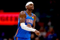 أن بي ايه: ثاندر يعزّز صدارته للغرب وبيستونز للشرق