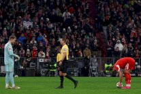 بطولة ألمانيا: كاين ينقذ بايرن من الخسارة الأولى ودورتموند يفرط بانتزاع المركز الثاني ويدفع ثمن طرد شقيق بيلينغهام