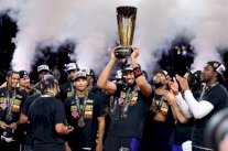 كأس أن بي ايه: نيكس يعود إلى منصات التتويج بعد 52 عاما