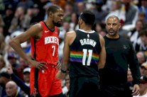 دوري أن بي أيه: روكتس يرد اعتباره من ناغتس وسلتيكس يفوز على رابتورز