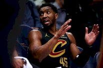 أن بي ايه: ميتشل يقود كافالييرز للثأر من تمبروولفز